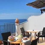 Pensión Amalfi 4*