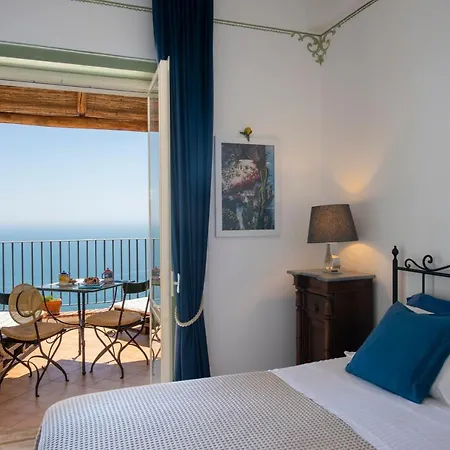 Amalfi Pensión 4*