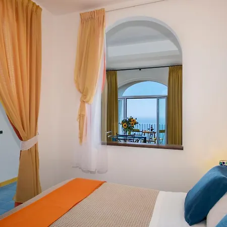 Amalfi 콩카데이마리니