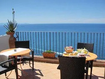 Amalfi 콩카데이마리니