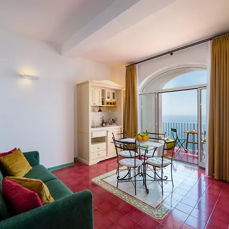 Amalfi Guest house 3*