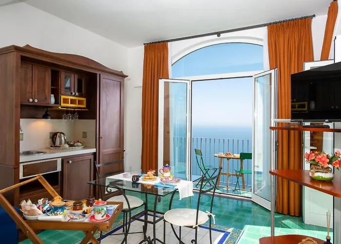 Amalfi 4*